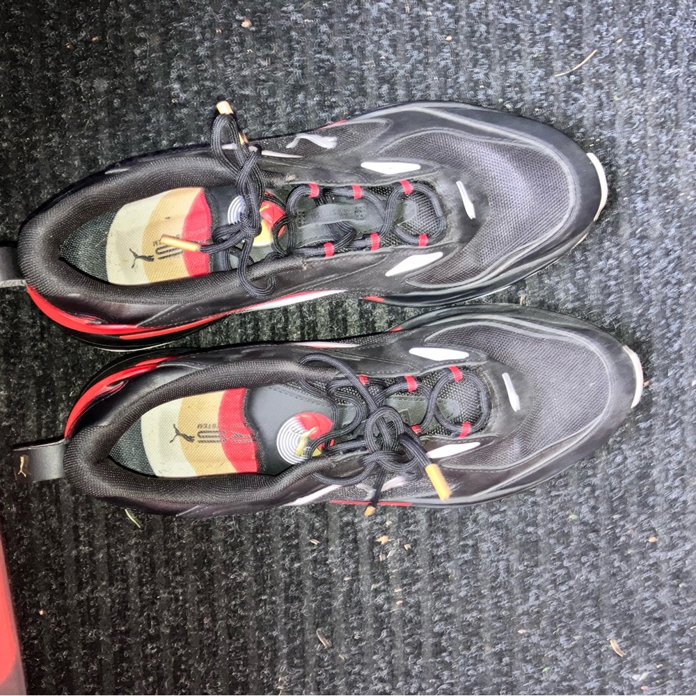 Men's Black and Red Athletic Shoes